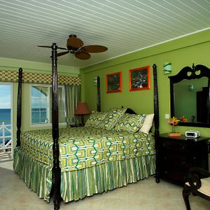 Deluxe King Room Ocean View